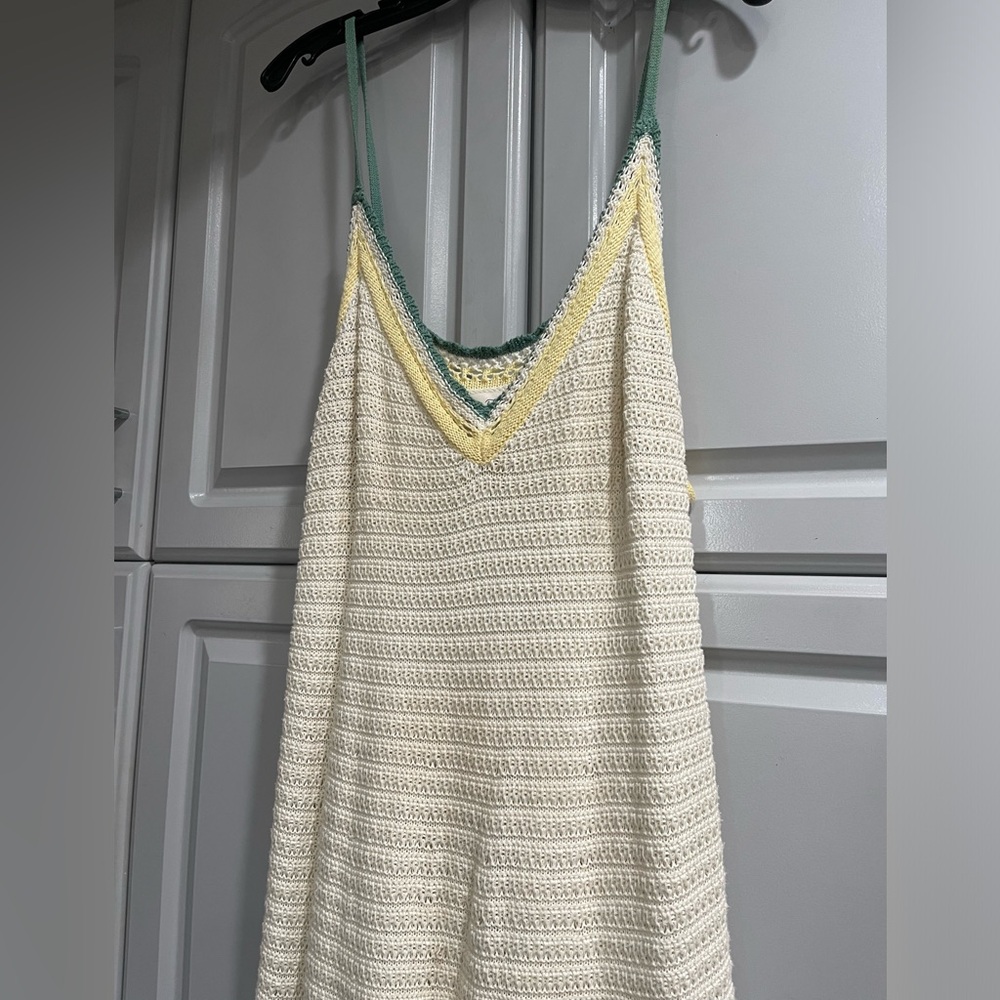 Universal Threads Elegant Yellow and Cream Crochet Dress 2X - Picture 6 of 11